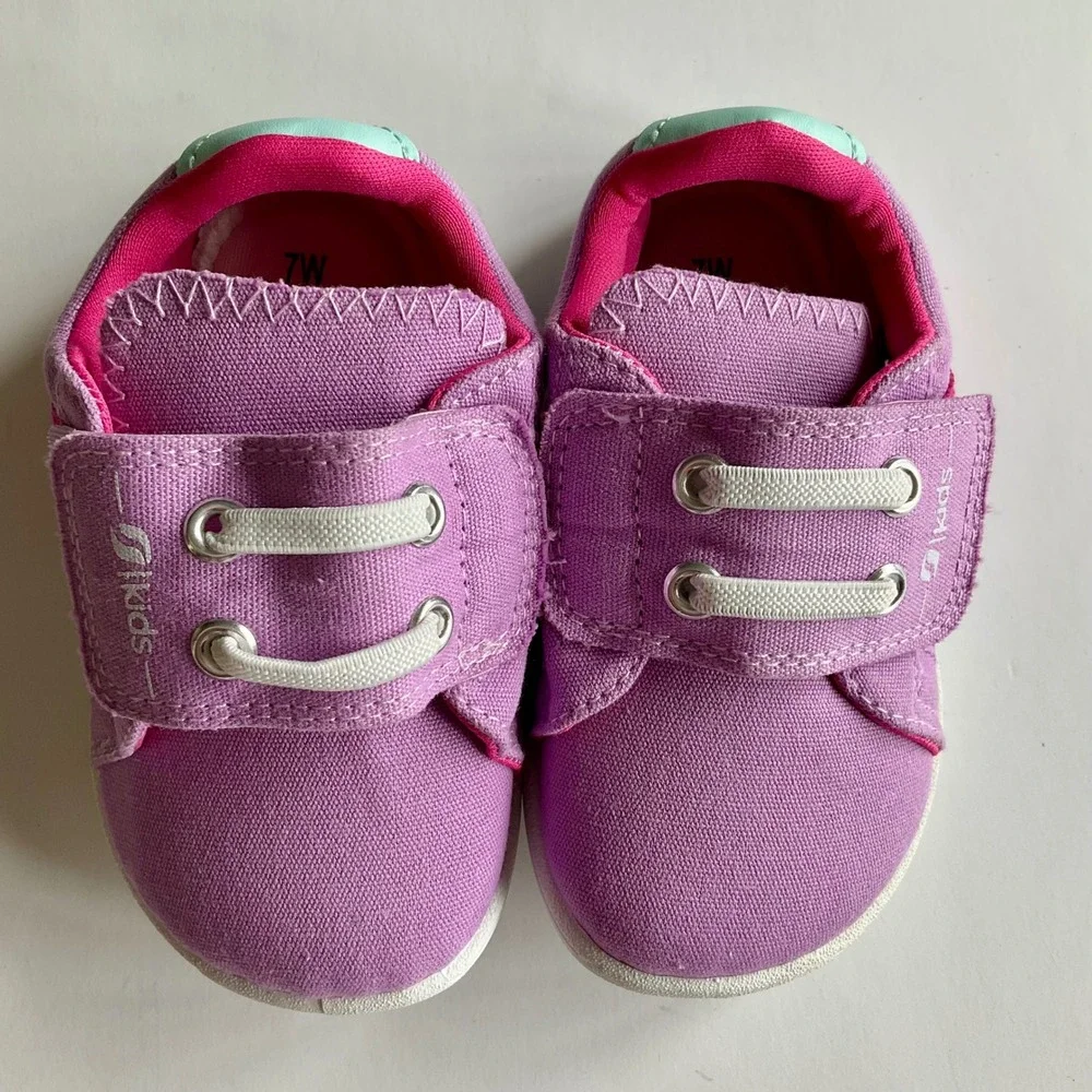NWOT Stride Rite Kids Toddler Girl Canvas Sneakers Hook Loop Strap Wide Shoes 7W